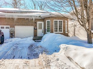 75 Campbell Ave, Barrie, ON L4N 2T2