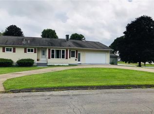 290 W Congress St, Corry, PA 16407