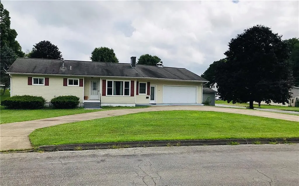 290 W Congress St photo 1