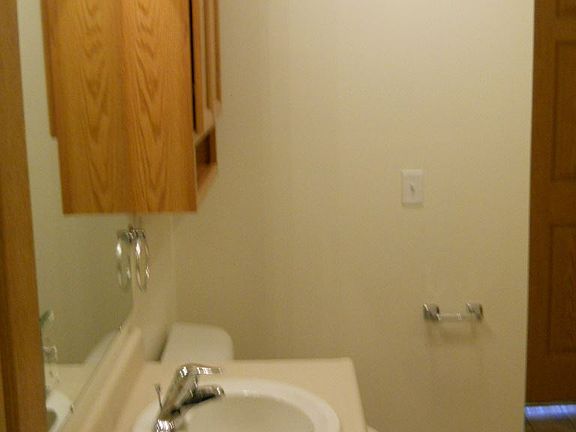 4th image of 2240 Morning Glory Cir APT C