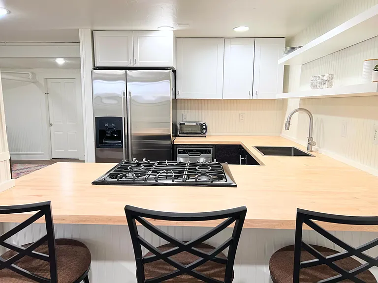 2520 Jefferson Ave — Photo 51
