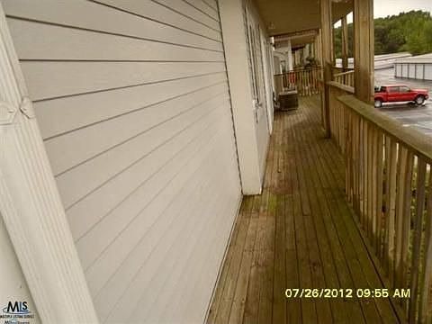 5th image of 37532 Jefferson Ave APT 201
