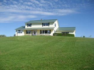 E8936 Terrytown Rd, Baraboo, WI 53913