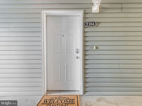 4th image of 34670 Villa Cir Unit 2104