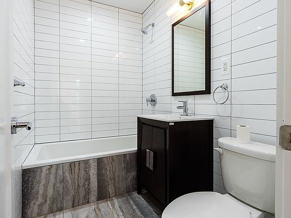 5th image of 510 Manhattan Ave #3L