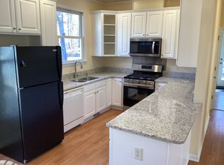 1727 Homestead Rd, Chapel Hill, NC 27516