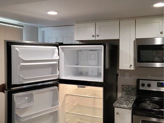 4th image of 6651 Silverstream Ave Unit B