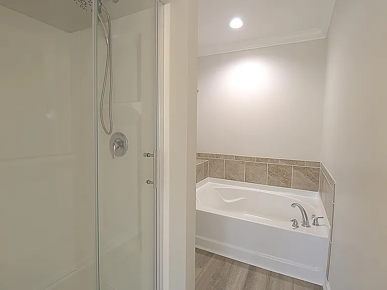 38 Griffin Rd — Photo 16