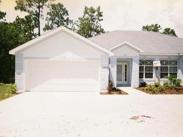 5909 W Oak Park Blvd, Homosassa, FL 34446