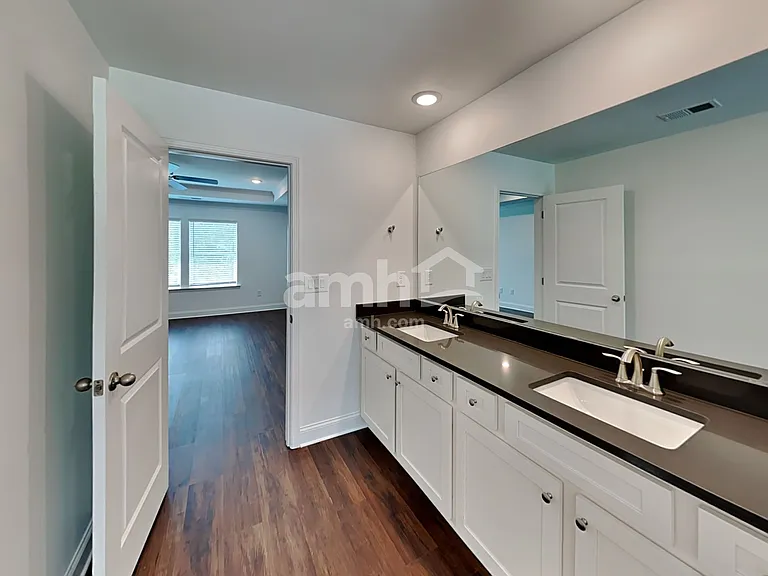 163 Pecan Dr — Photo 15