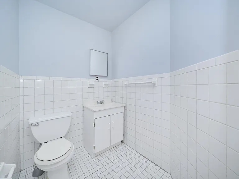 460 9th Ave #3 — Photo 18