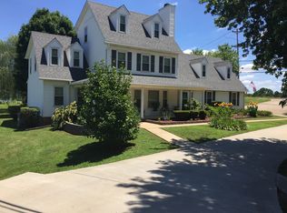 3301 N Henderson Way, Clarksville, TN 37042