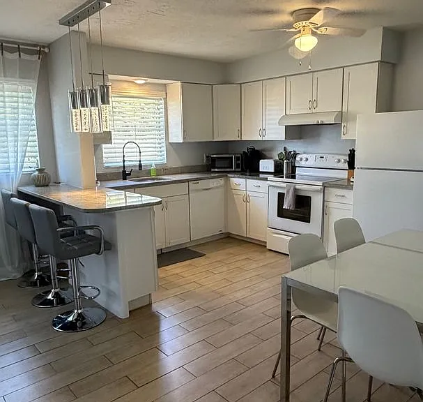 2013-2015 Tetlow Pl — Photo 12