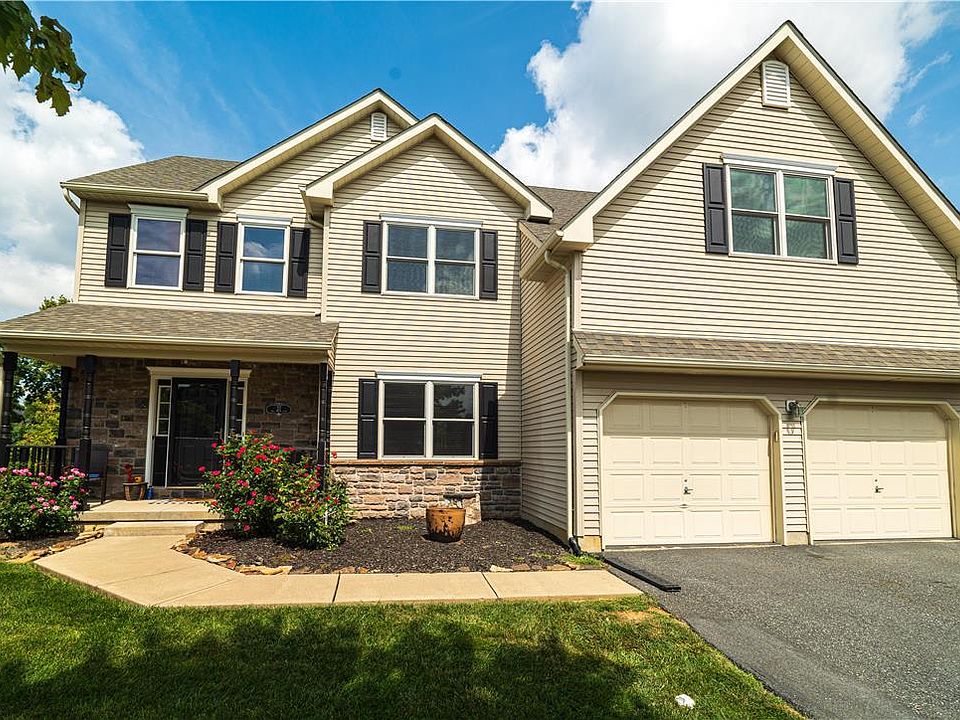 1st image of 23 Millbrook Ct