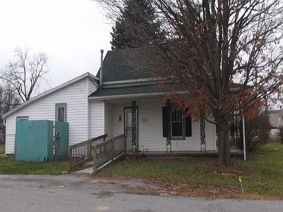 4th image of 9001 W Jackson St