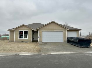 2613 S Beech St, Kennewick, WA 99337