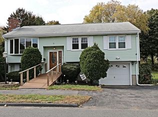 24 Sheffield Dr, Peabody, MA 01960