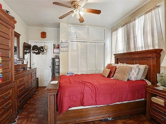 5th image of 3621-23 Baudin St