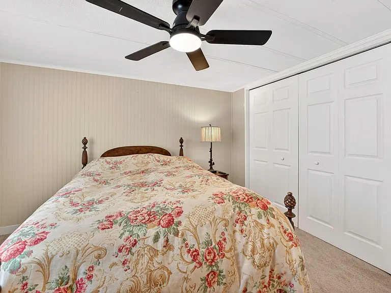 516 Jason Dr — Photo 17