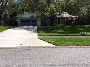 1621 Treasure Dr, Tarpon Springs, FL 34689