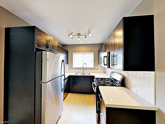 2nd image of 4352 Marlborough Ave APT 5