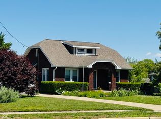 2722 17th St, Columbus, IN 47201