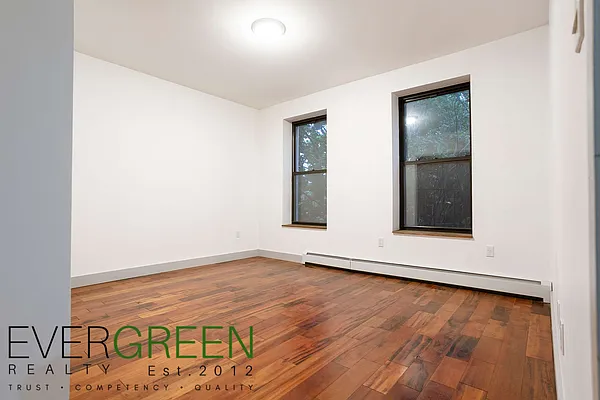 Rented by Pinn Realty | media 4