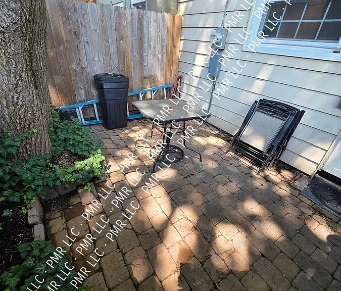 878 N Taylor St — Photo 8
