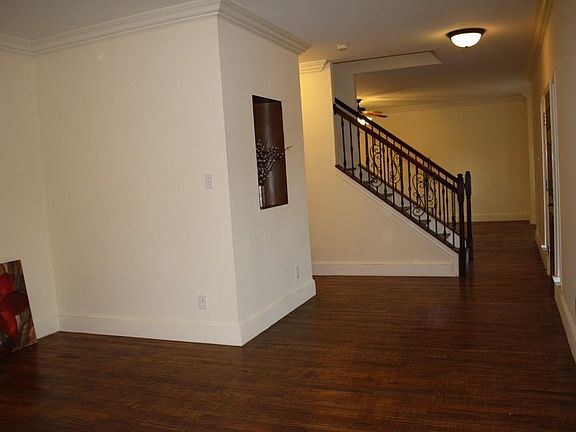5th image of 1410 Tudor Dr