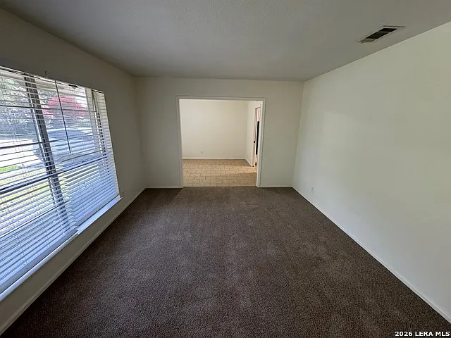 525 Tidecrest Dr — Photo 3