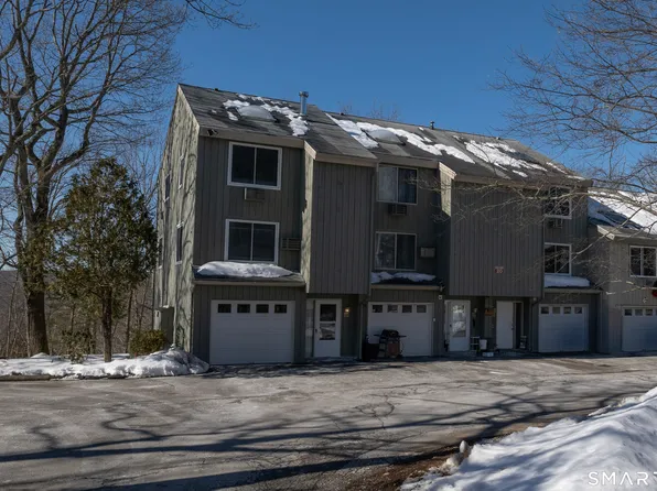 104 Wauwinet Trail #104, Guilford, CT 06437