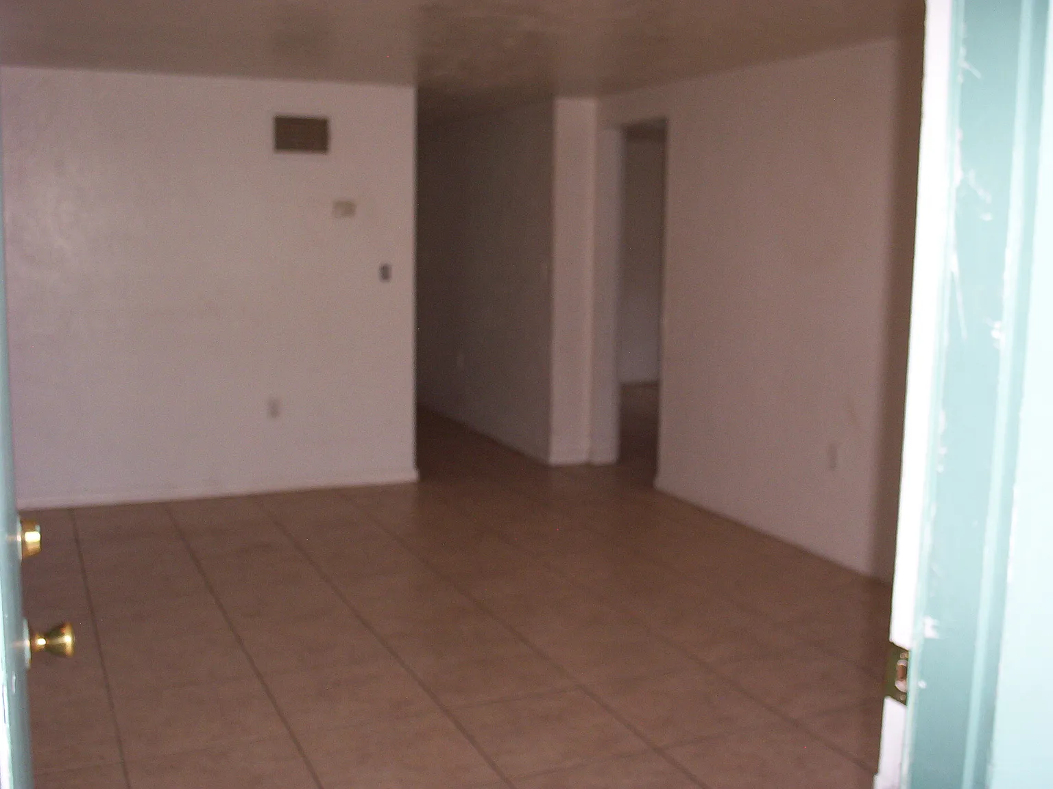 2 bed, 650 sqft, $1,500 — Photo 4