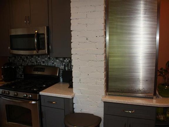 3rd image of 1320 Franklin St SE