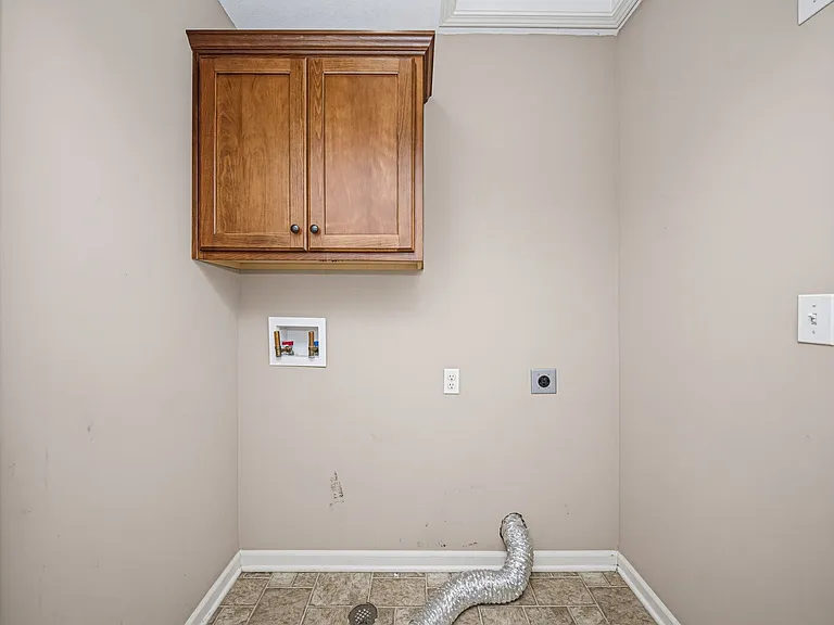2608 Brooke Bnd — Photo 19
