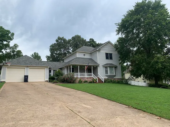 2645 Franklin St, Batesville, AR 72501