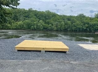 5137 River Dr, Laurys Station, PA 18059