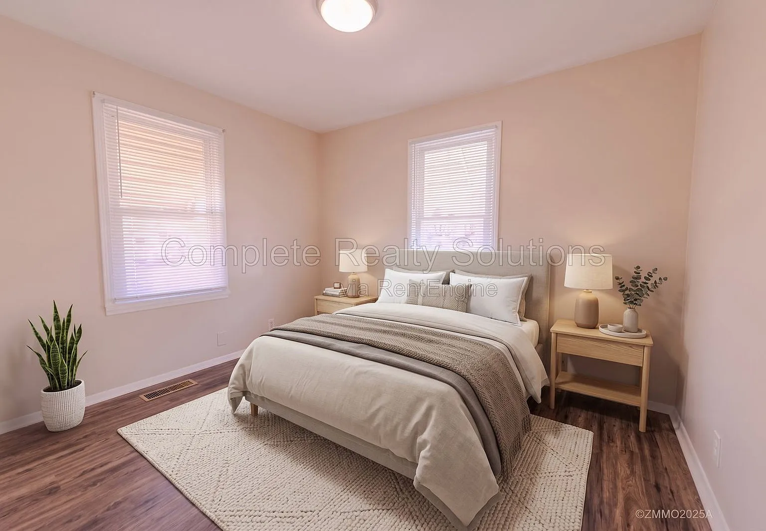 3 bed, 1.0 bath, 912 sqft, $1,300 — Photo 4