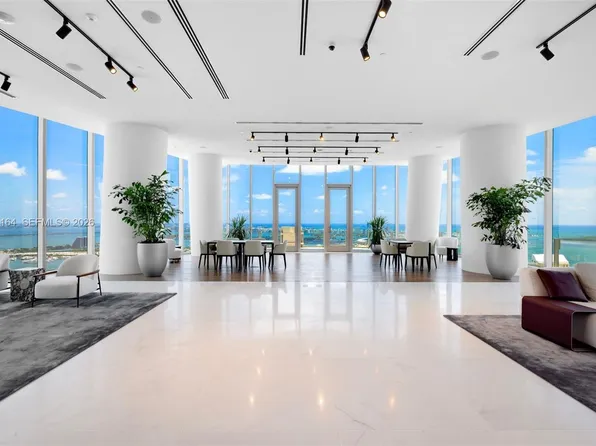300 Biscayne Boulevard Way, Miami, FL