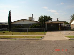 5860 Swallow Ln, El Paso, TX 79924