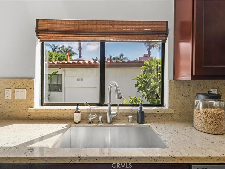 6405 Vista Pacifica — Photo 32