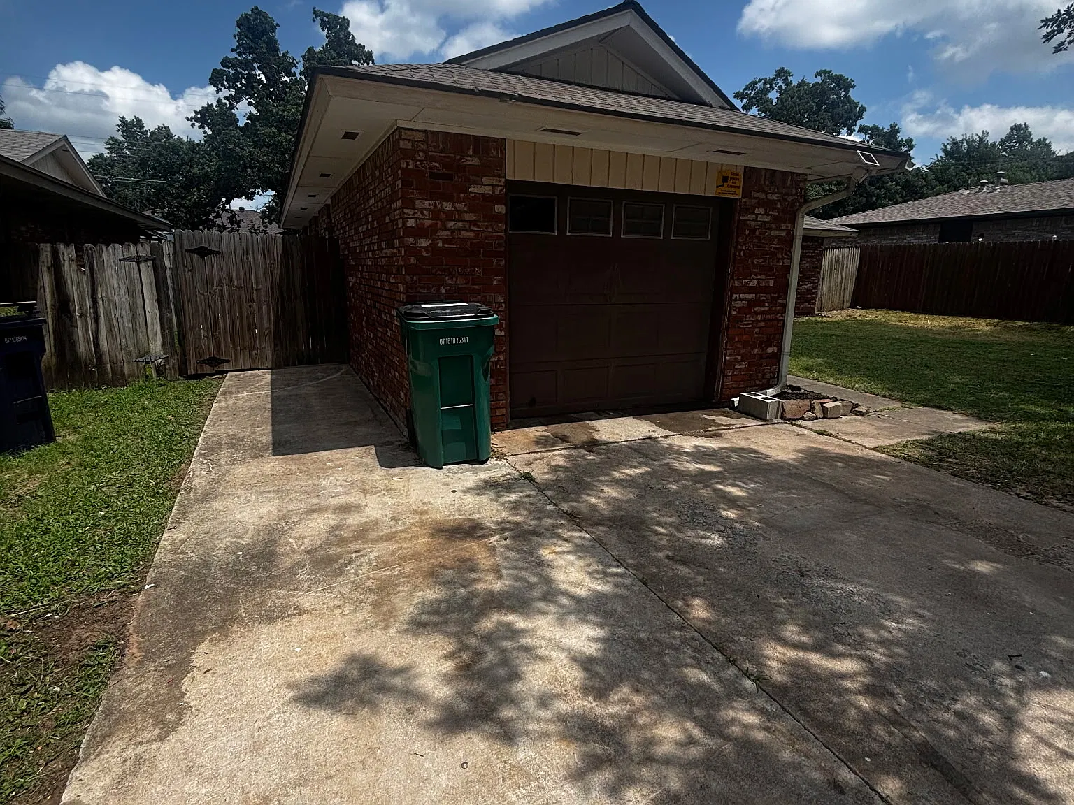 3 bed, 1.5 bath, 1150 sqft, $1,375 — Photo 3