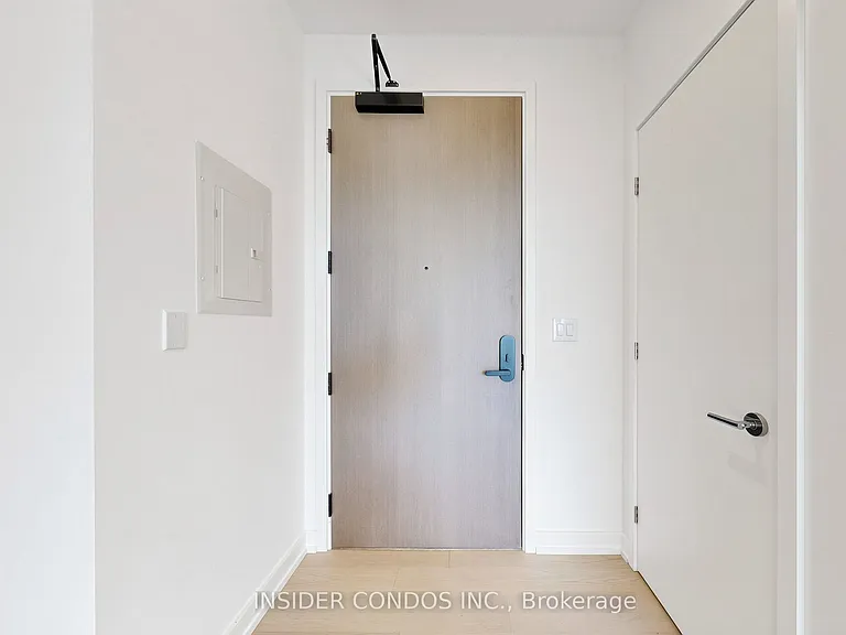 1315 Bay St #1703 — Photo 9