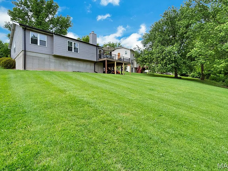 2947 Meramar Dr — Photo 32