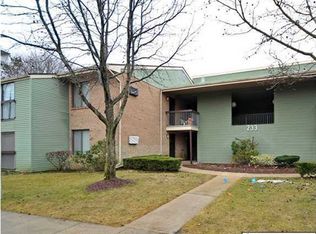 233 Medford Ct UNIT G, Manalapan, NJ