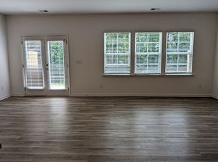 1823 Frisco Way #1, Suwanee, GA 30024