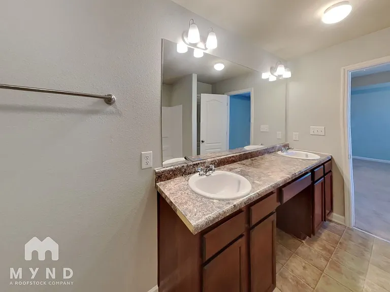 28169 Chasebrook Dr — Photo 16
