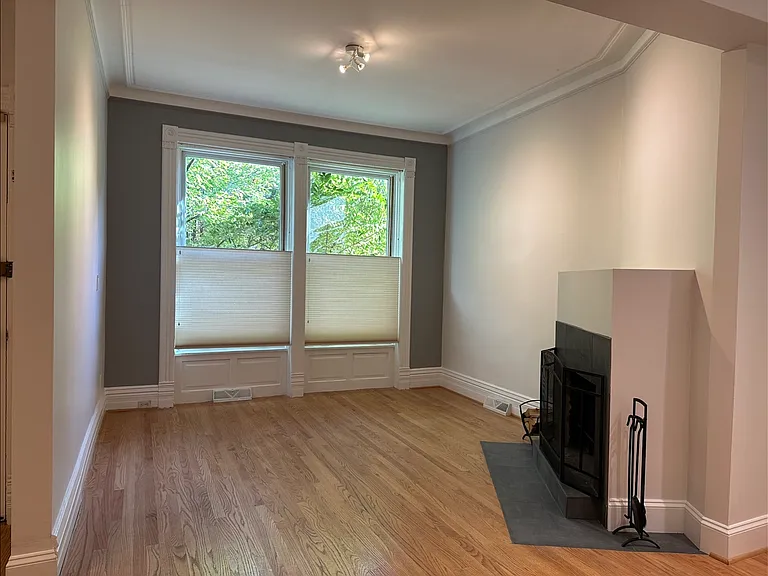 208 W Willow St #1 — Photo 22