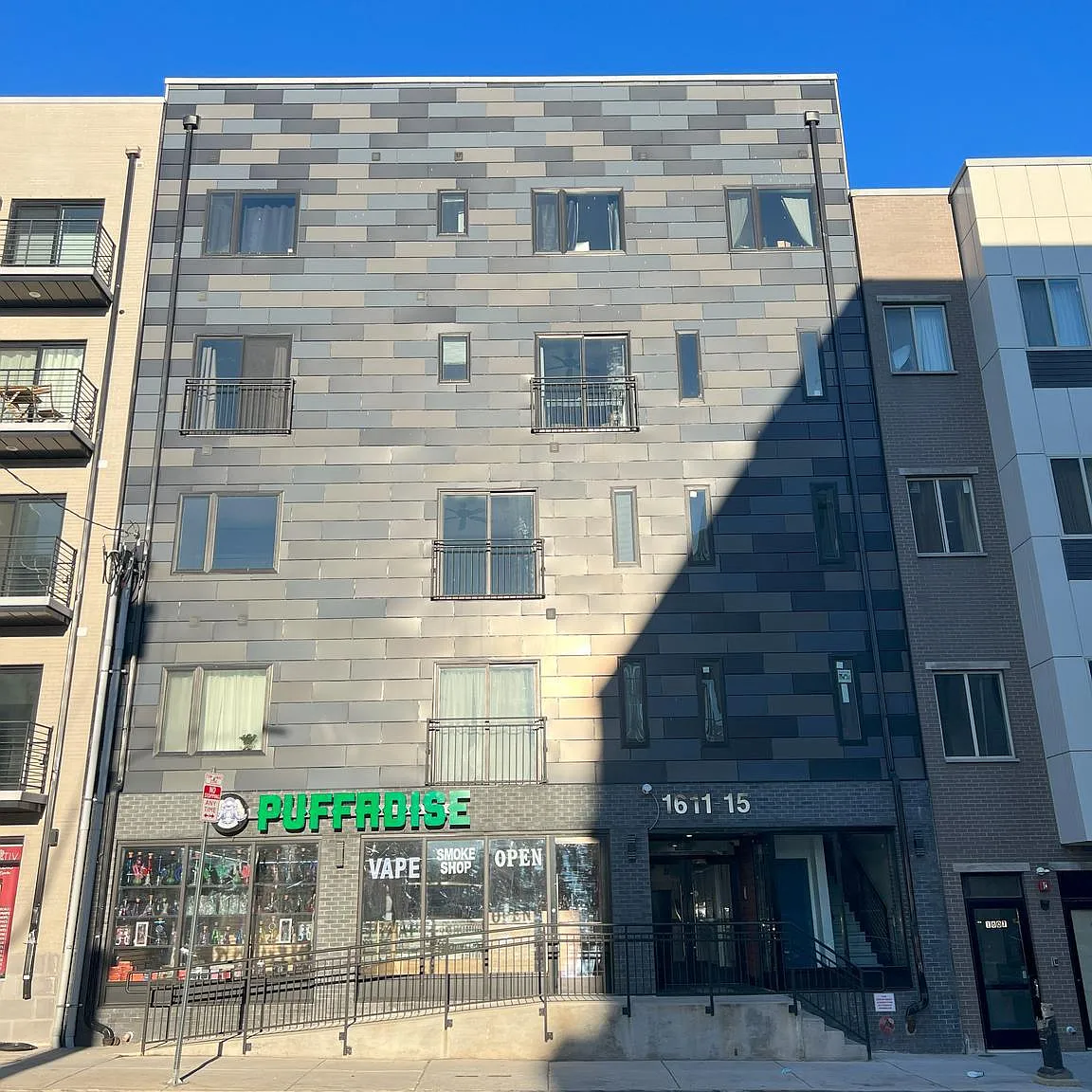 2 bed, 723 sqft, $1,650 — Photo 1