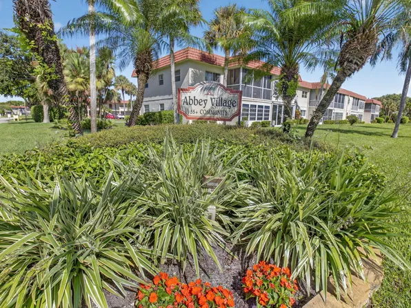 10 Willowbrook Lane #207, Delray Beach, FL 33446