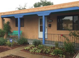 824 Indiana St SE, Albuquerque, NM 87108